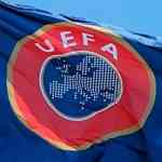 УЕФА вручил золотые награды Григорию Суркису и Борису Колесникову