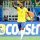 Виллиан помог Дугласу Косте забить гол за сборную Бразилии
