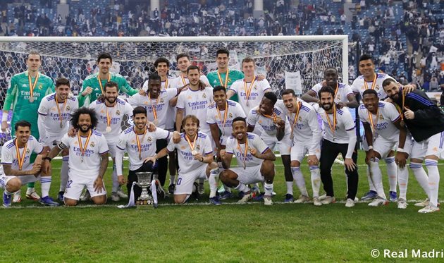 Реал выиграл 95 трофей в истории клуба, у Барселоны на один больше