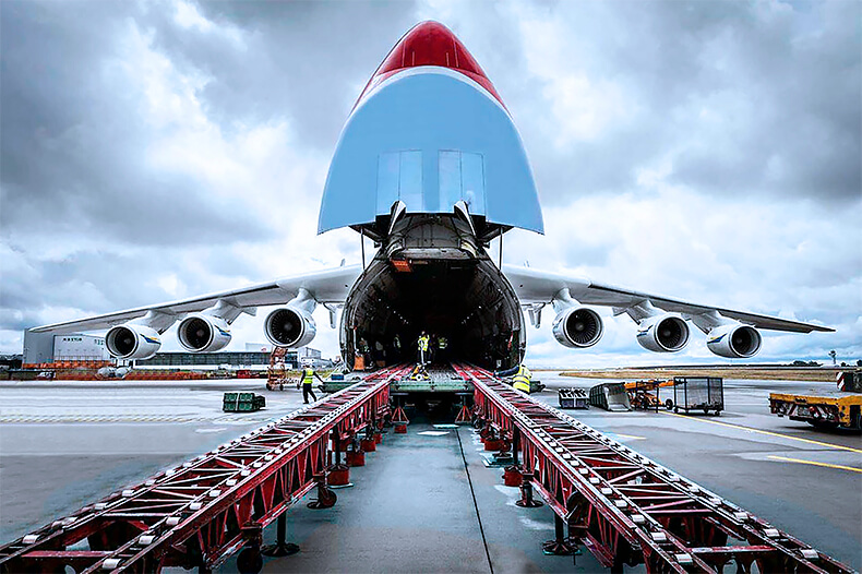 Международные авиаперевозки грузов: быстро, безопасно, доступно